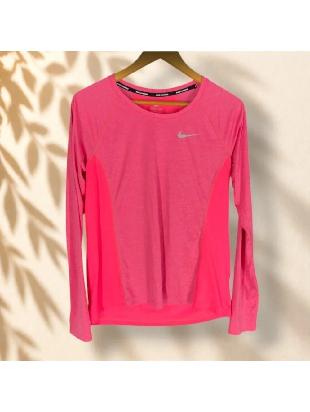 Nike Activewear Top Women L Large Pink Long Sleeve Dri Fit Gym Running Stretch